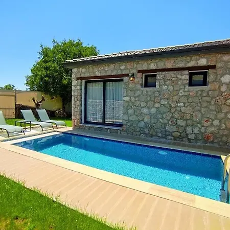 Antik Authentic Private Stone With Jaccuzi Villa